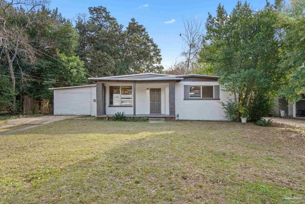 205 Mckinley Dr, Pensacola, FL 32505