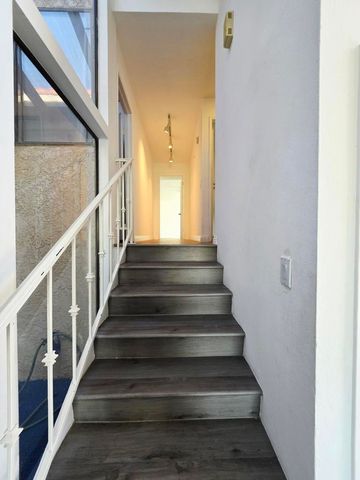 464 E Calle Begonia, Palm Springs, CA 92262