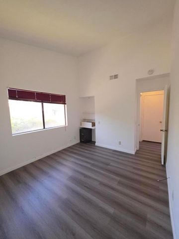 464 E Calle Begonia, Palm Springs, CA 92262