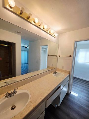 464 E Calle Begonia, Palm Springs, CA 92262