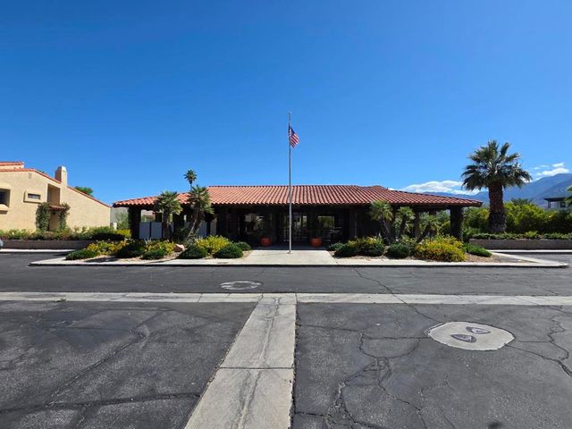 464 E Calle Begonia, Palm Springs, CA 92262