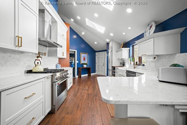 1620 Ridgeview Road, Charleston, WV 25314
