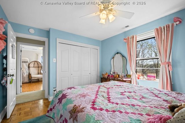 1620 Ridgeview Road, Charleston, WV 25314