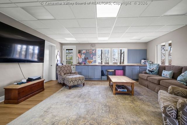 1620 Ridgeview Road, Charleston, WV 25314