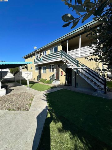 224 Flanders Ct, Hayward, CA 94541