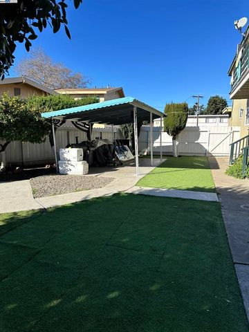 224 Flanders Ct, Hayward, CA 94541