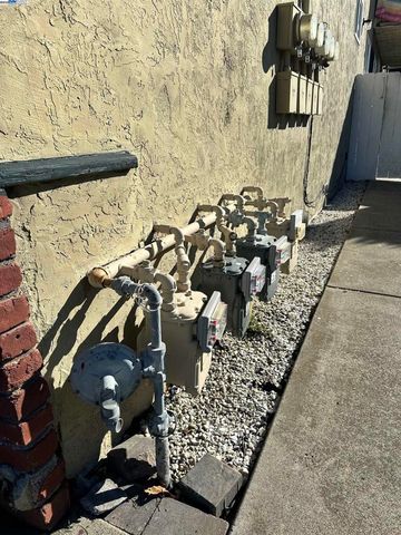 224 Flanders Ct, Hayward, CA 94541