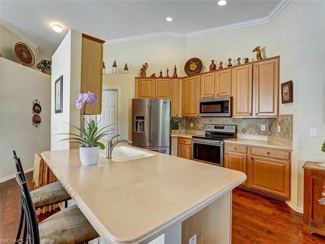 895 Eastham WAY M202, Naples, FL 34104