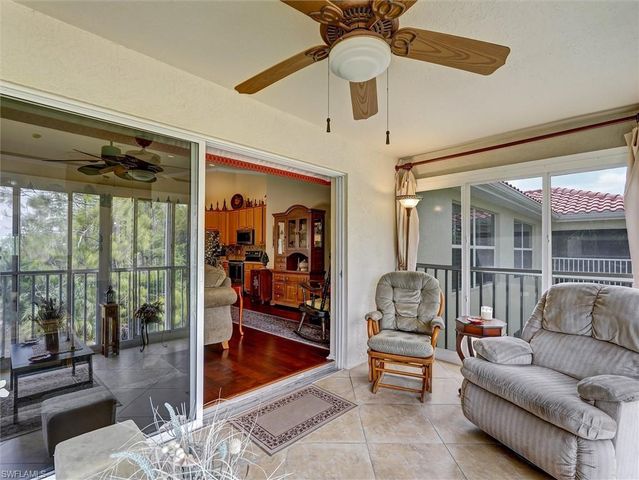 895 Eastham WAY M202, Naples, FL 34104