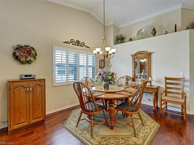 895 Eastham WAY M202, Naples, FL 34104