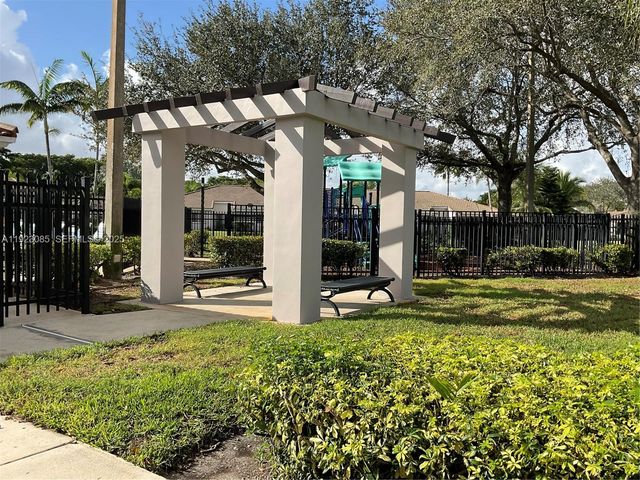 11431 SW 21st St, Miramar, FL 33025