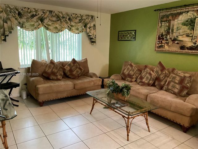 11431 SW 21st St, Miramar, FL 33025
