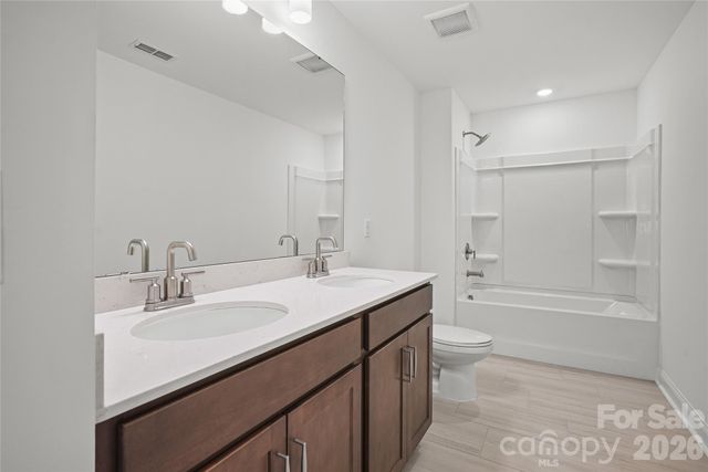 1011 High Bluff Point SE, Waxhaw, NC 28173