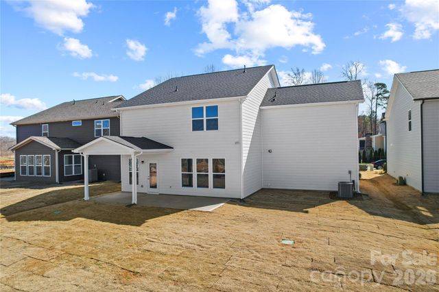 1011 High Bluff Point SE, Waxhaw, NC 28173