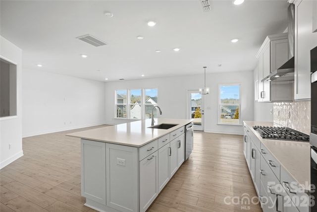 1011 High Bluff Point SE, Waxhaw, NC 28173
