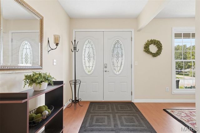 27 Michelle Lane, St Peters, MO 63376
