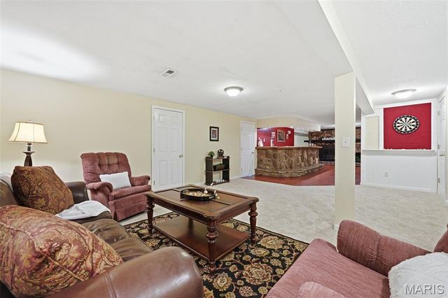 27 Michelle Lane, St Peters, MO 63376