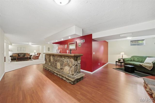 27 Michelle Lane, St Peters, MO 63376
