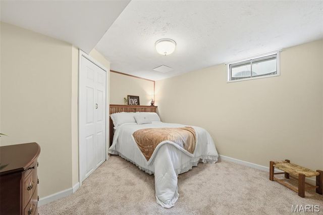 27 Michelle Lane, St Peters, MO 63376