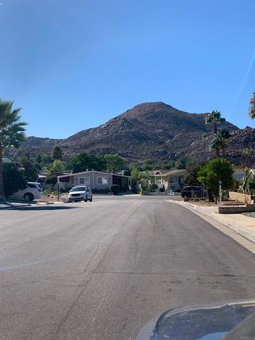 26092 Bamboo Palm Dr, Homeland, CA 92548