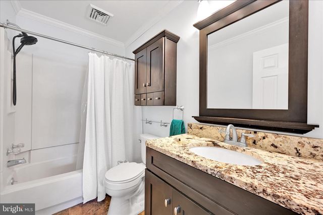 1568 N READING RD, Stevens, PA 17578