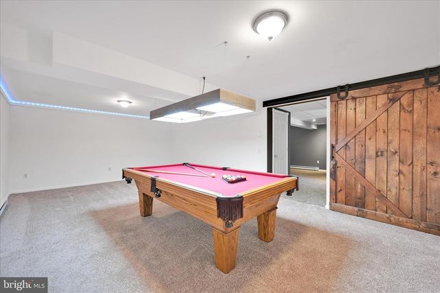 1568 N READING RD, Stevens, PA 17578