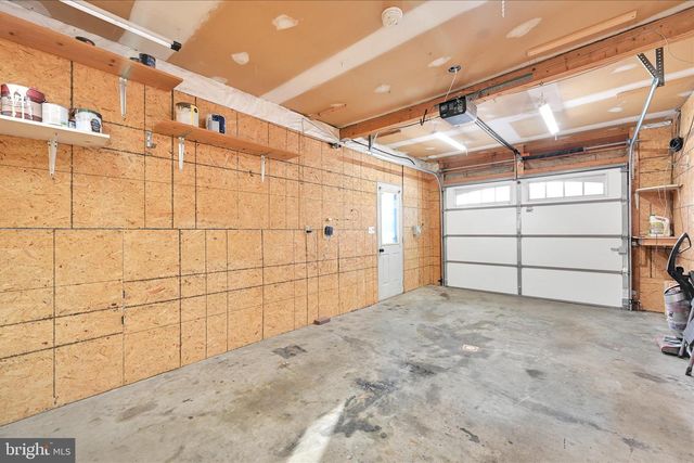 1568 N READING RD, Stevens, PA 17578