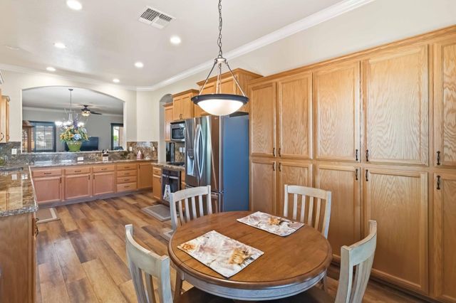 117 BRIAR PATCH Ct, Roseville, CA 95747