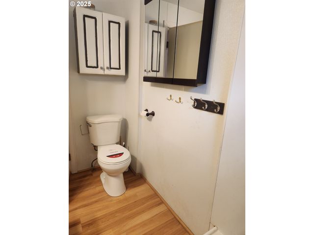 82 Nw 3rd St, Ontario, OR 97914