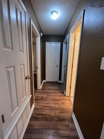 6031 VAN DORN DRIVE, Wichita Falls, TX 76310