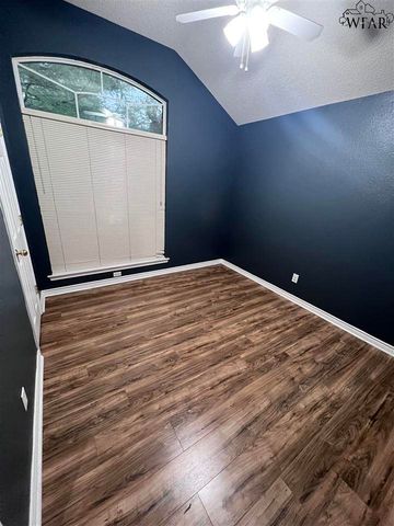 6031 VAN DORN DRIVE, Wichita Falls, TX 76310