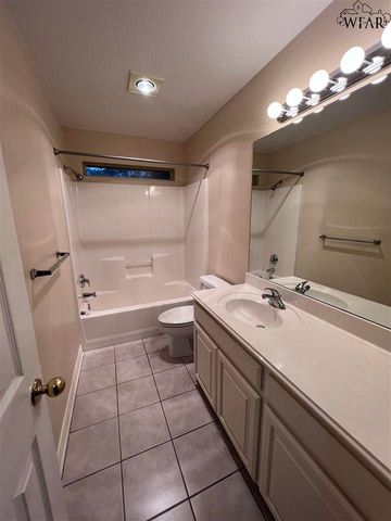 6031 VAN DORN DRIVE, Wichita Falls, TX 76310