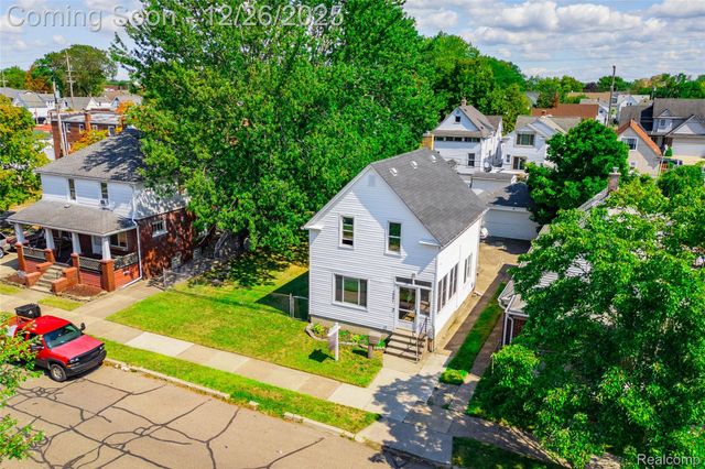 1821 4th Street, Wyandotte, MI 48192