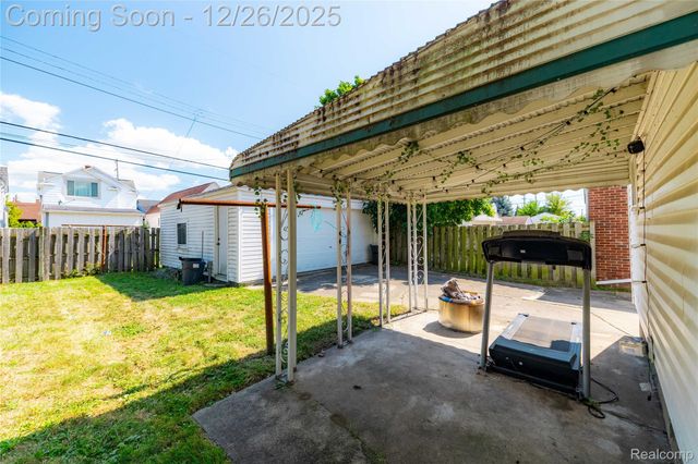 1821 4th Street, Wyandotte, MI 48192