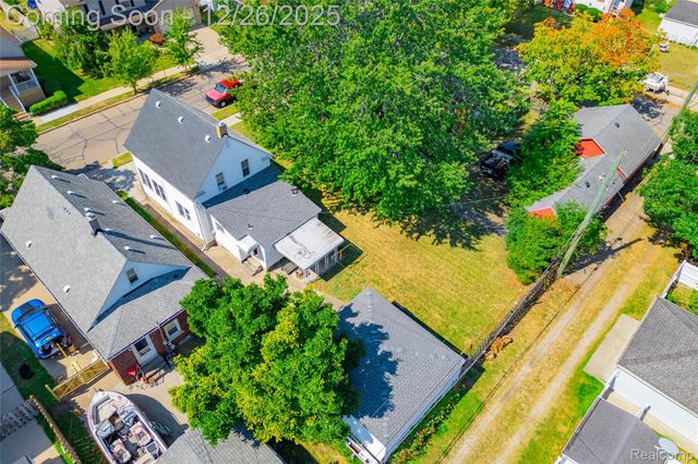 1821 4th Street, Wyandotte, MI 48192