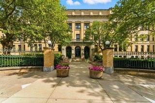 235 State St 220, Springfield, MA 01103