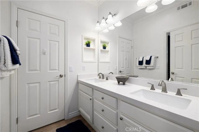 2398 Meadow Glen, La Verne, CA 91750