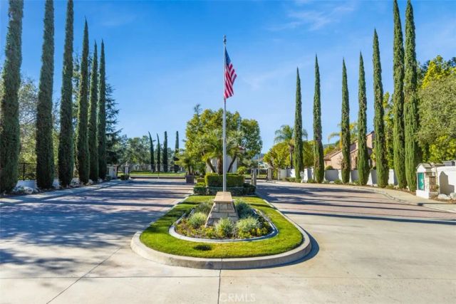 2398 Meadow Glen, La Verne, CA 91750