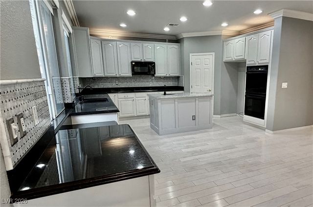 11025 Arbor Pine Avenue, Las Vegas, NV 89144