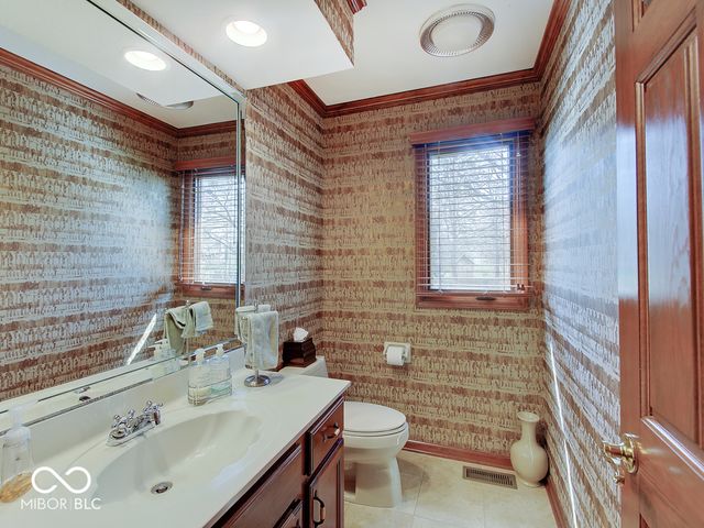 1154 Woodgate Drive, Carmel, IN 46033