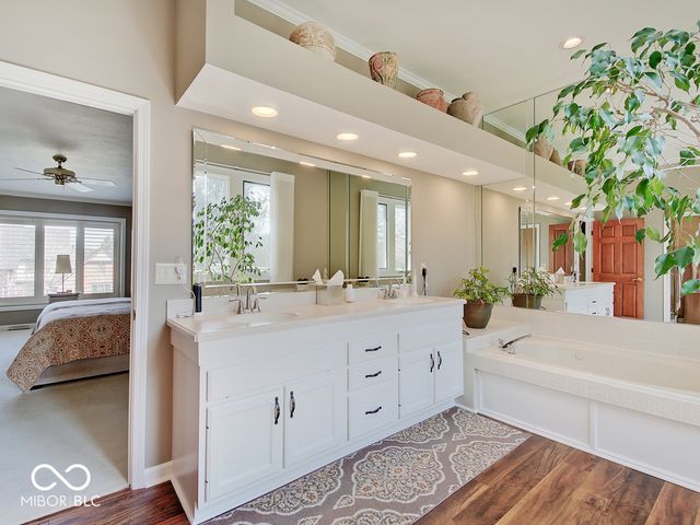 1154 Woodgate Drive, Carmel, IN 46033