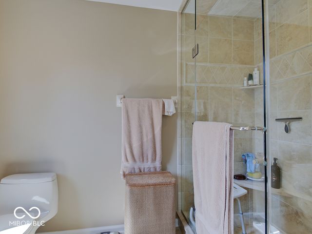 1154 Woodgate Drive, Carmel, IN 46033