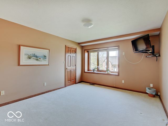 1154 Woodgate Drive, Carmel, IN 46033