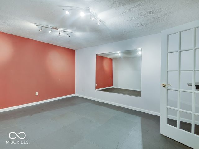 1154 Woodgate Drive, Carmel, IN 46033