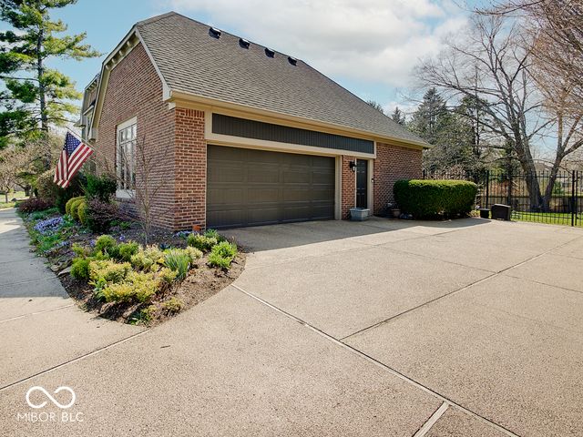 1154 Woodgate Drive, Carmel, IN 46033