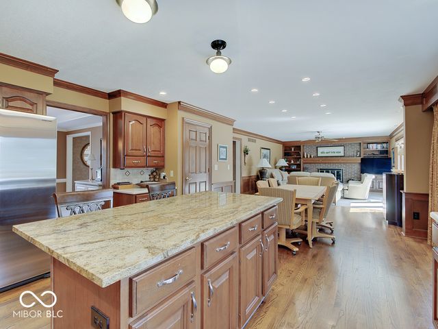 1154 Woodgate Drive, Carmel, IN 46033