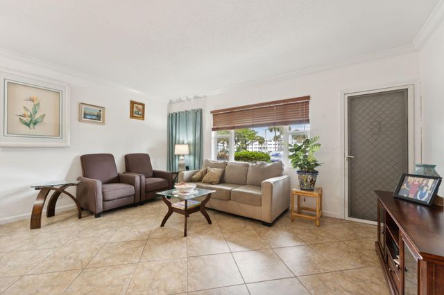 3200 NE 7th Court 102a, Pompano Beach, FL 33062