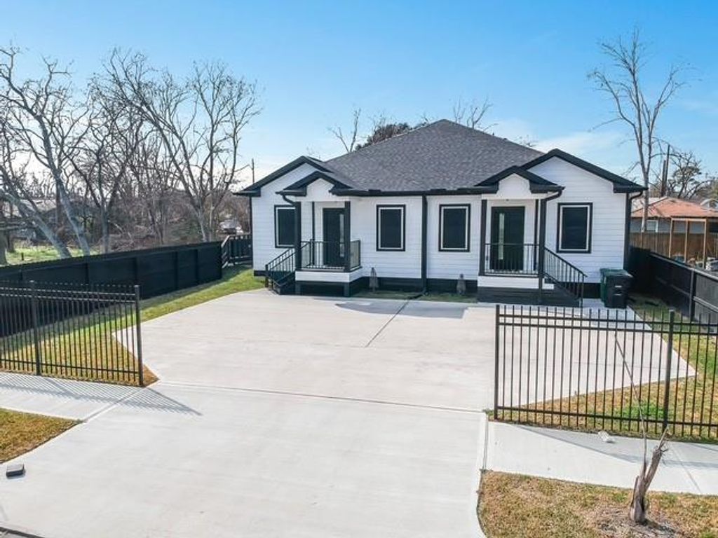 4013 Falls Street, Houston, TX 77026