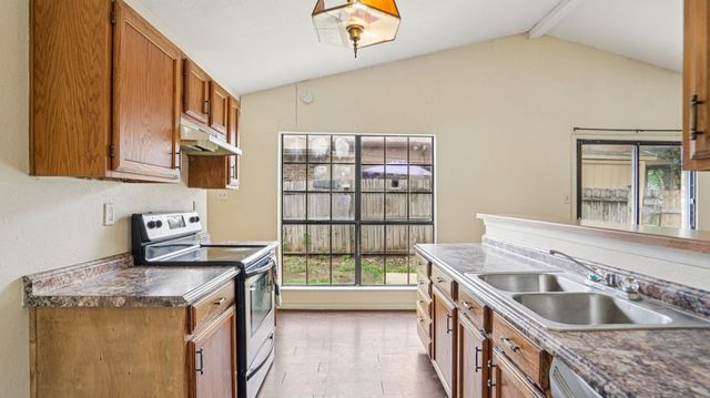 4606 Chapman Street, The Colony, TX 75056