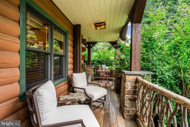 1408 RENE RD, Villanova, PA 19085